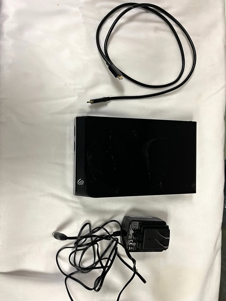 (Excellent) Seagate Backup Plus Hub 10TB External Hard Drive USB 3.0, 2 USB Ports
