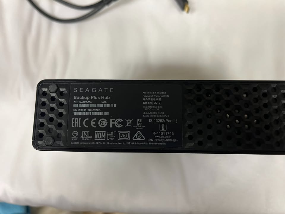 (Excellent) Seagate Backup Plus Hub 10TB External Hard Drive USB 3.0, 2 USB Ports