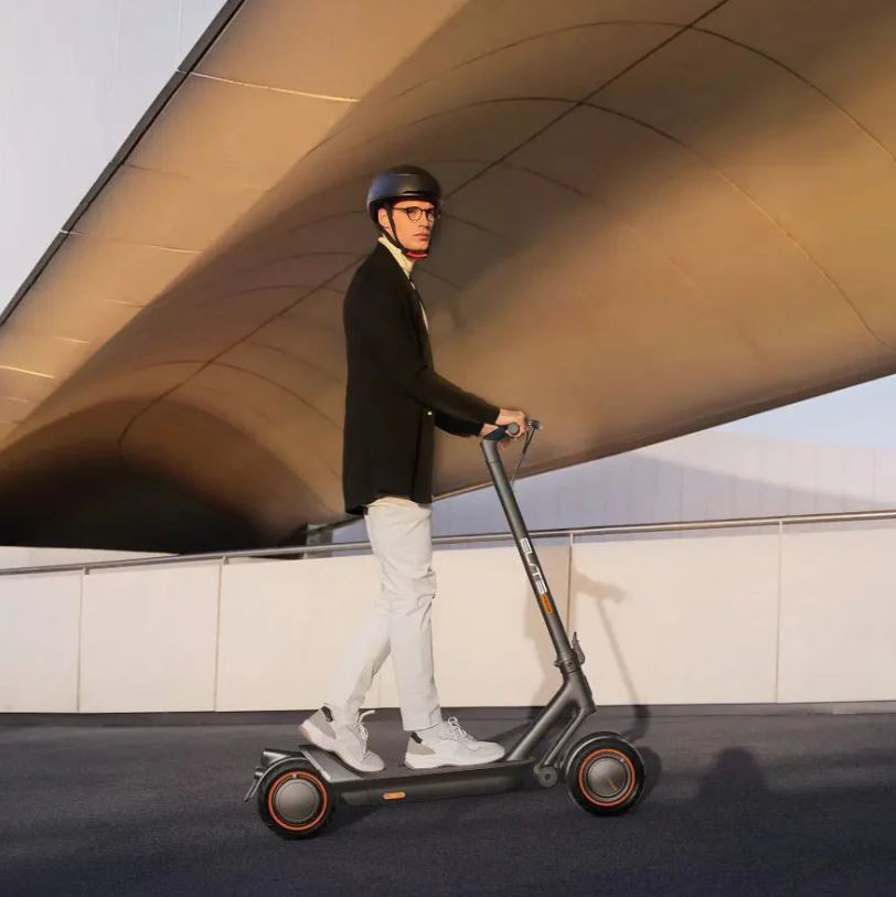 (New Open Box) Yadea ElitePrime 1500W 40 Miles Long Range Escooter Electric