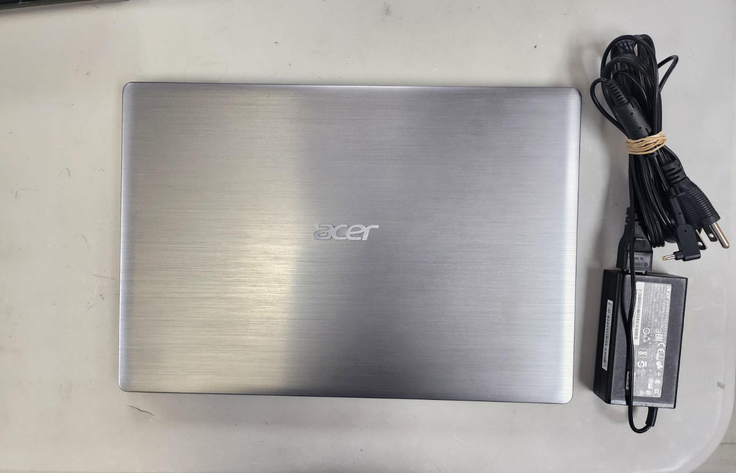 (Excellent) Acer Swift 3 14 inch, i5-8250u, 8GB RAM 1TB SSD, Windows 11 Pro, MS Office 2021, 89% battery health