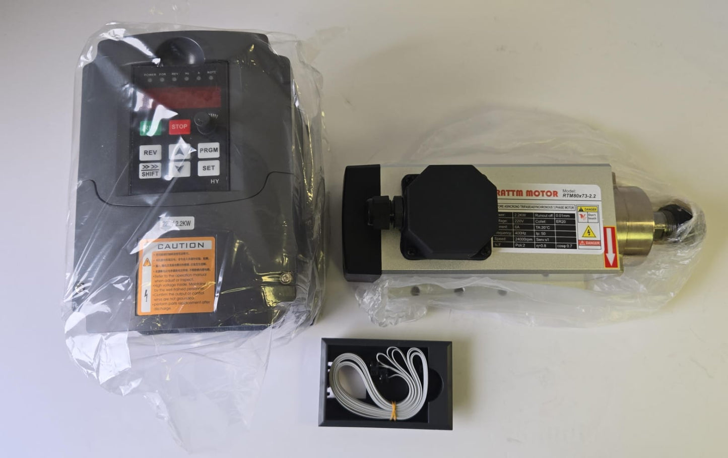 (Excellent) RATTMMOTOR CNC Spindle Motor Kit 220V Square 2.2KW Air Cooled Spindle Motor ER20+2.2KW VFD Inventer 220V Spindle Motor Speed Control Variable Frequency Drive Converter for CNC Router Milling Machine
