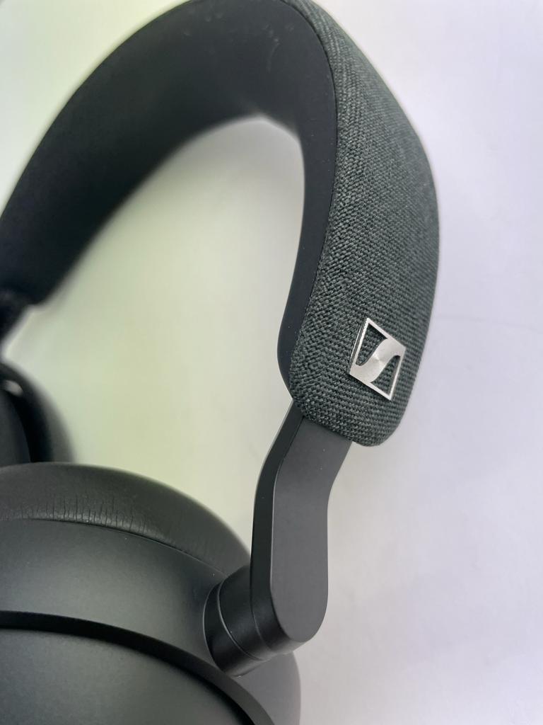 (Good) SENNHEISER Momentum 4 Wireless Headphones - Bluetooth Headset for Crystal-Clear Calls with Adaptive Noise Cancellation, 60h Battery Life, Customizable Sound and Lightweight Folding Design, Black