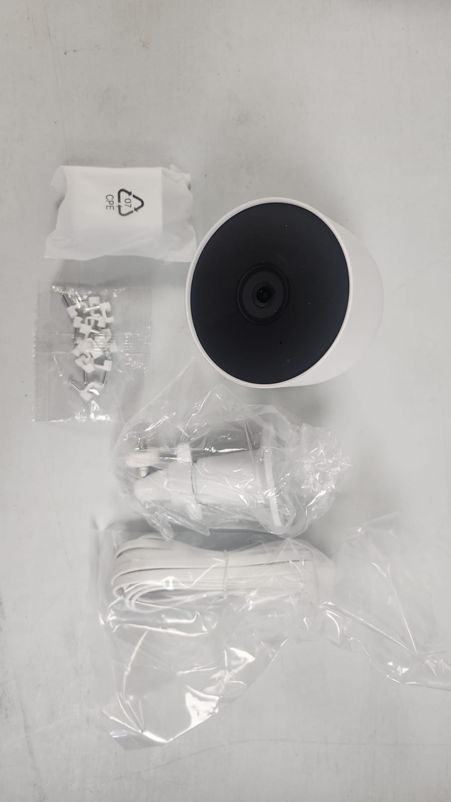 (Excellent) Google Nest Cam Wire-Free Indoor/Outdoor Security Camera - White