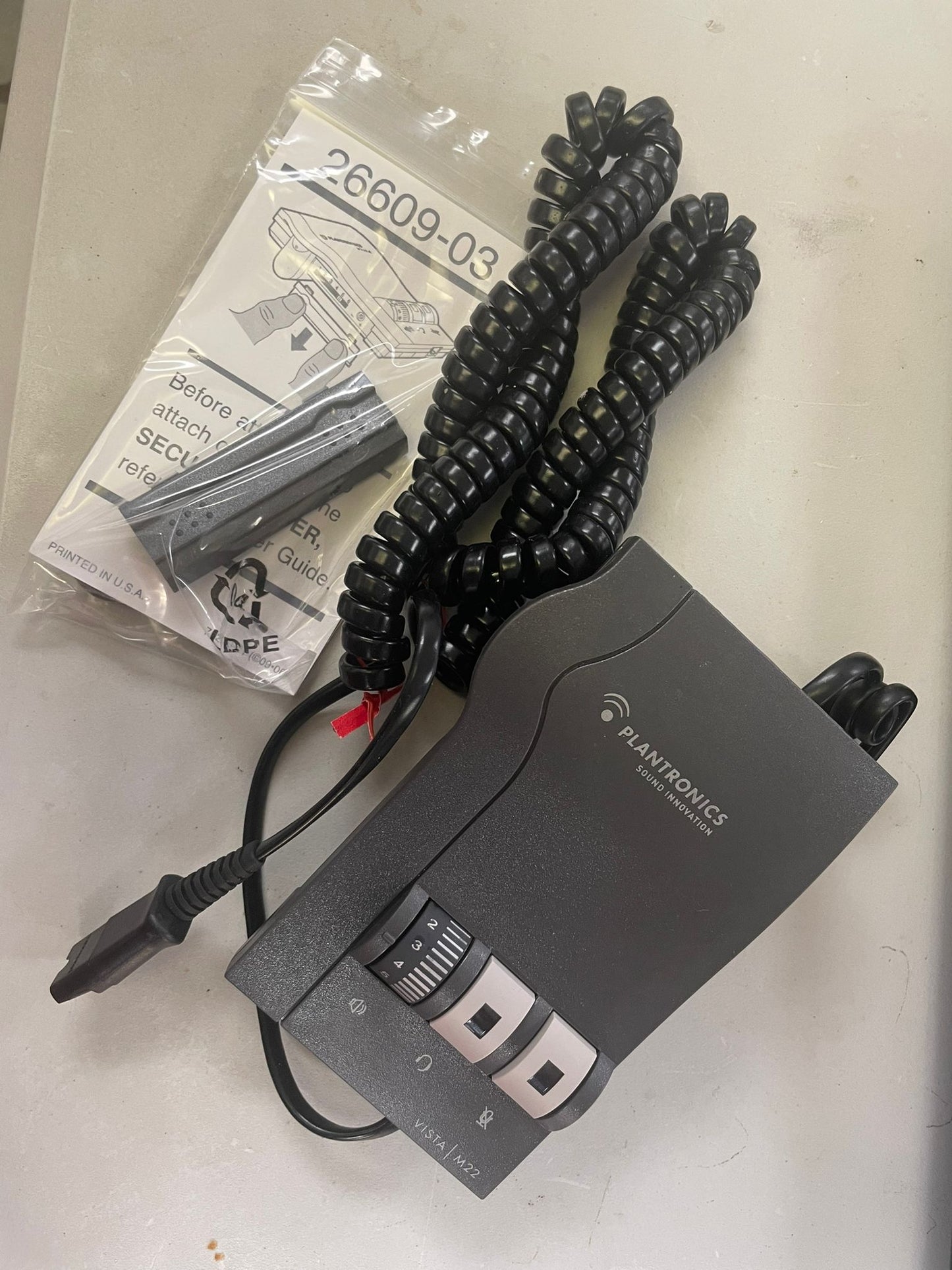 (Used Excellent) Plantronics 457-A M22 Vista Universal Amp W/ Support Wideband Phones/Headsets (vf)
