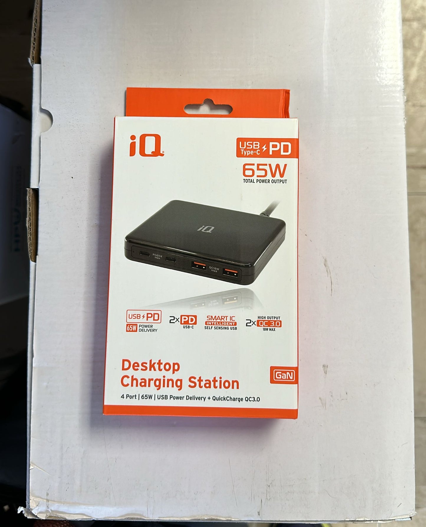 IQ 65W, 4 port, Desktop Charging Station