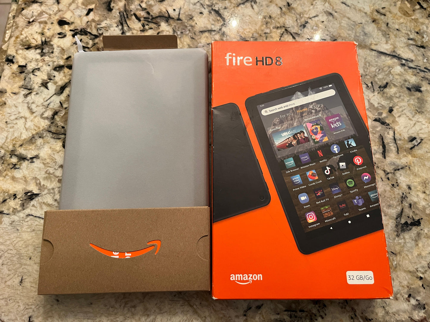(New Open Box)  Amazon Fire HD 8 12th gen, 32gb