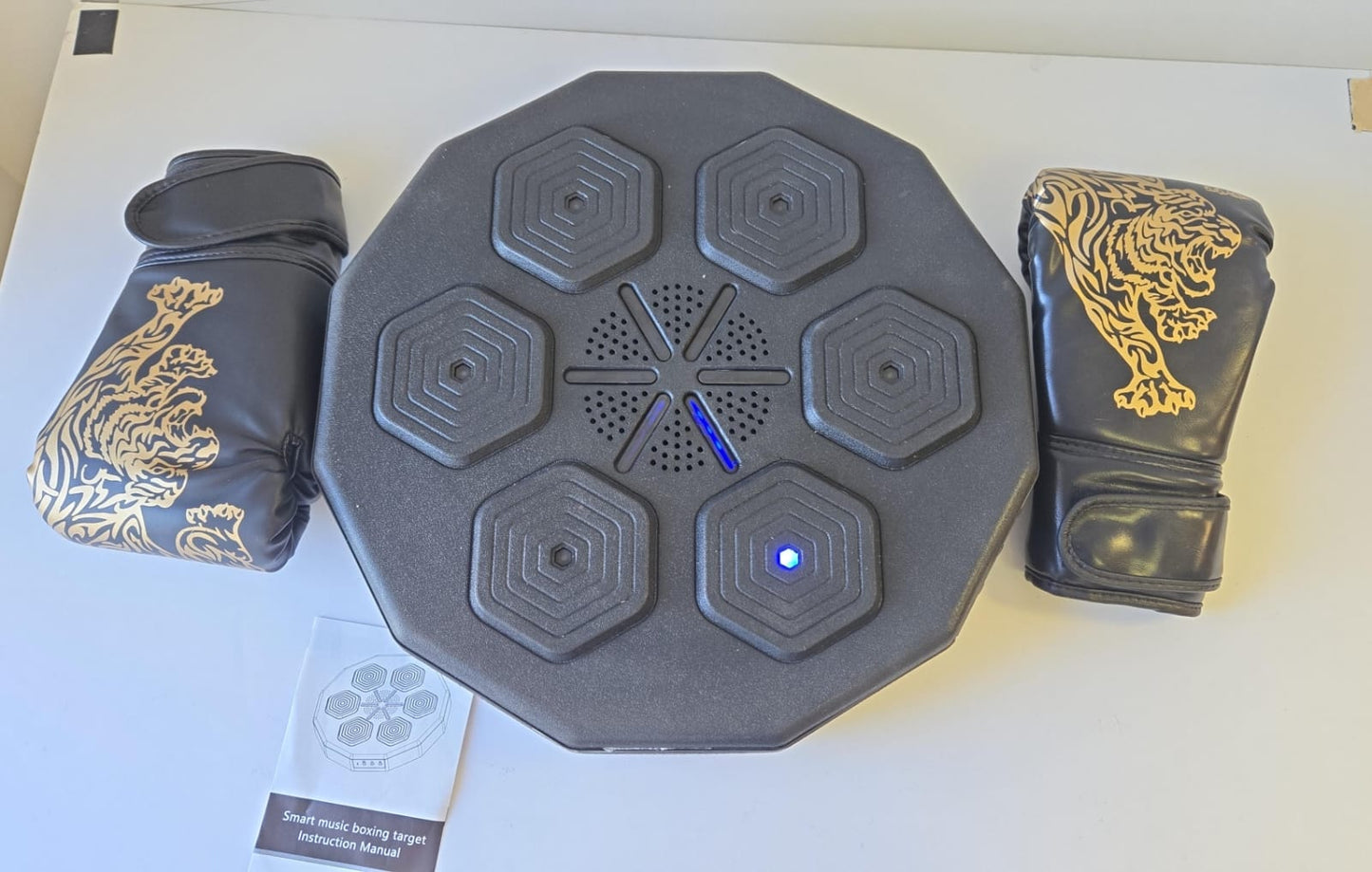 (New Open Box) RUN.SE RUN.SE Music Boxing Machine Wall Mounted Music Boxing Target Intelligent Bluetooth Boxing Target Intelligent Focused Agility Training Music Boxing Machine Suitable for Home or Gym Exercise.