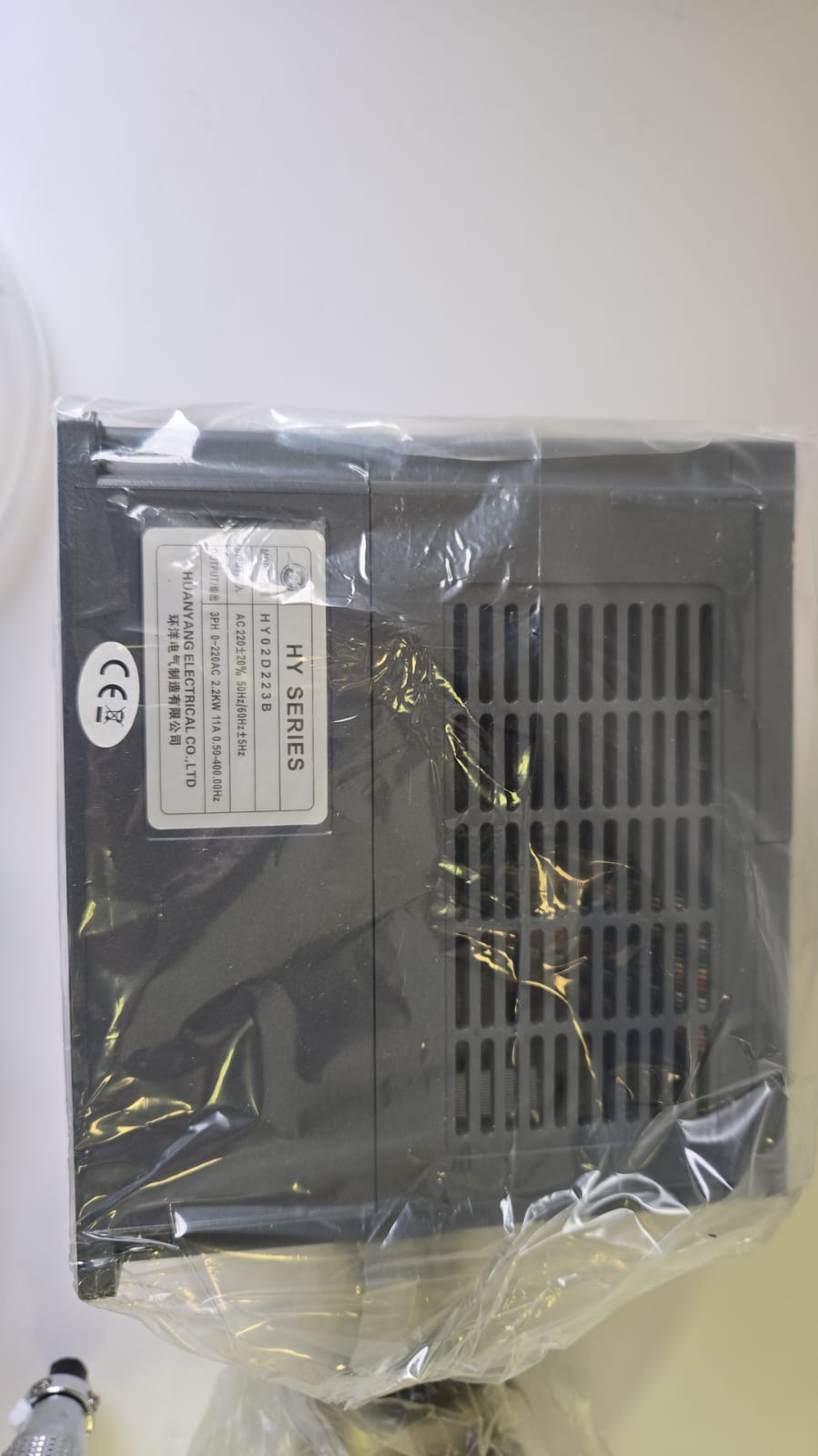 (Excellent) RATTMMOTOR CNC VFD Spindle Motor Kits 2.2KW 220V Water Cooled Spindle Motor Φ80mm ER20 400Hz 24000RPM+VFD Drive Inverter+80mm Motor Mount Clamp+14pcs ER20 Collet+80W Water Pump for CNC Router
