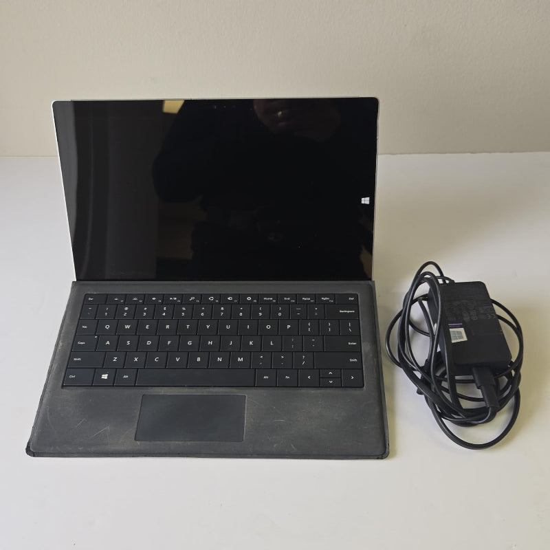 (Good) Microsoft Surface Pro 3 i5-4300U 8GB 256GB Touchscreen does not work