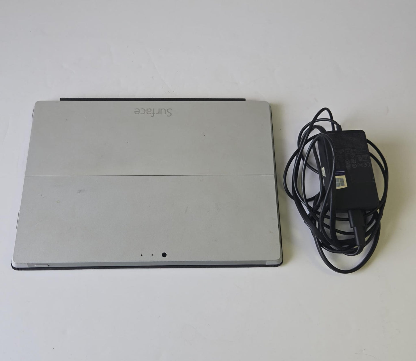 (Good) Microsoft Surface Pro 3 i5-4300U 8GB 256GB Touchscreen does not work