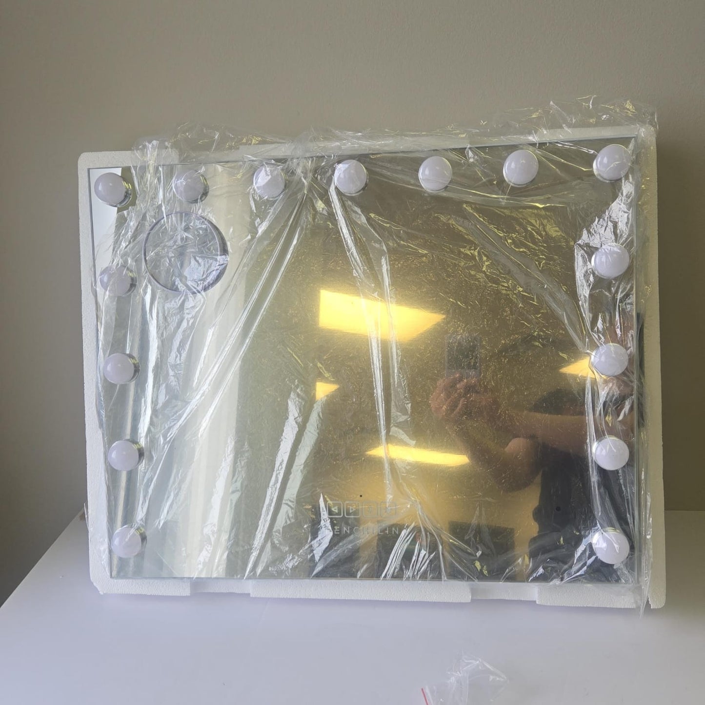 (New Open Box) FENCHILIN Vanity Mirror with Lights, Hollywood Lighted Makeup Mirror with 15 Dimmable LED Bulbs for Dressing Room & Bedroom, Slim Metal Frame Design, White
