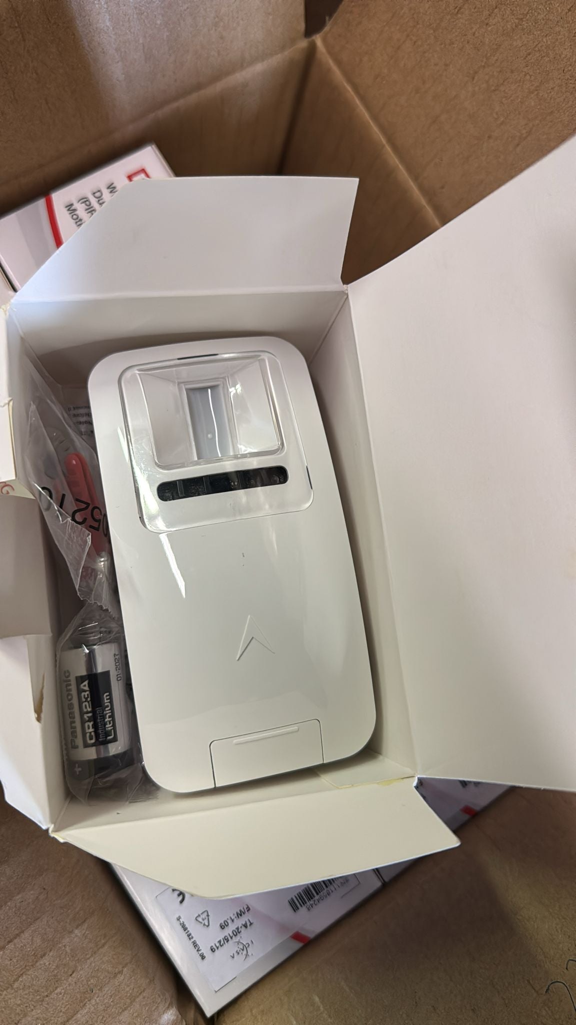 (New Open Box) DSC PG9984 PowerSeries Neo Wireless PowerG Dual Technology PIR and K-Band Microwave Security Motion Detector