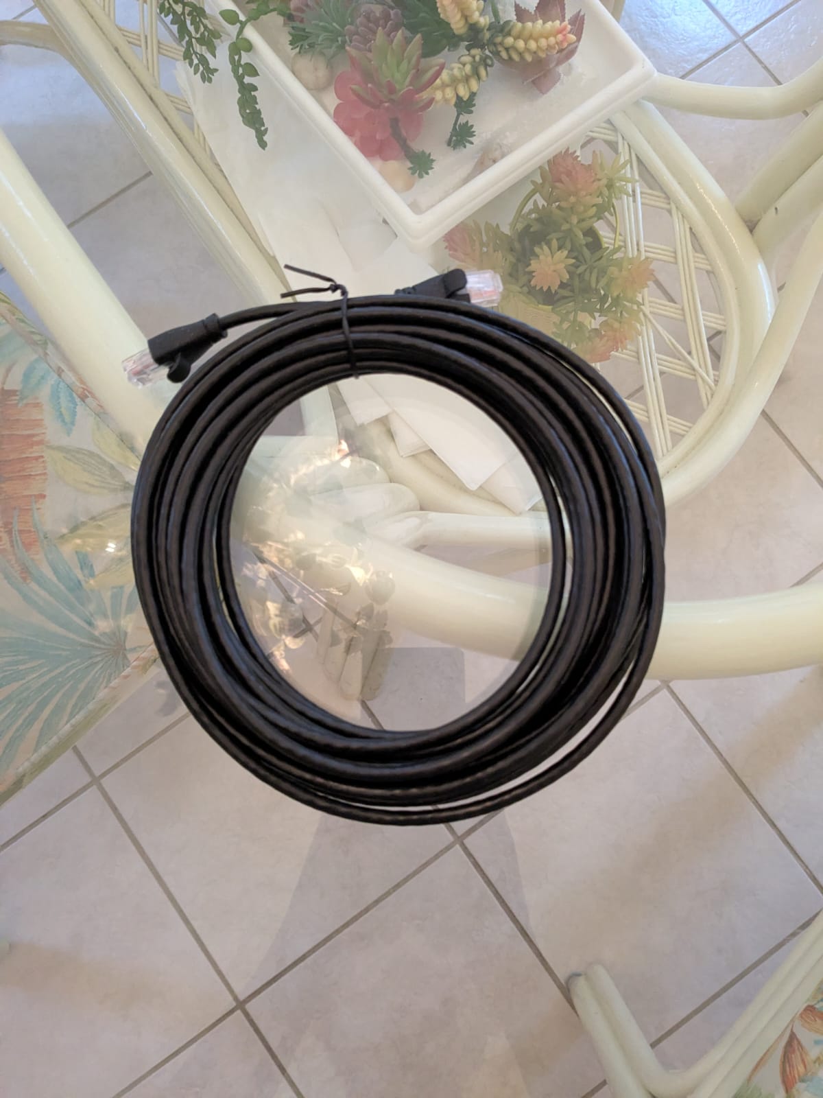 (New No Box) Amazon Basics RJ45 Cat-6 Ethernet Network Cable for Fast Gaming, 1Gbps Transfer Speed, Durable Gold-Plated Connectors, 25 Foot (7.6 Meters), Black