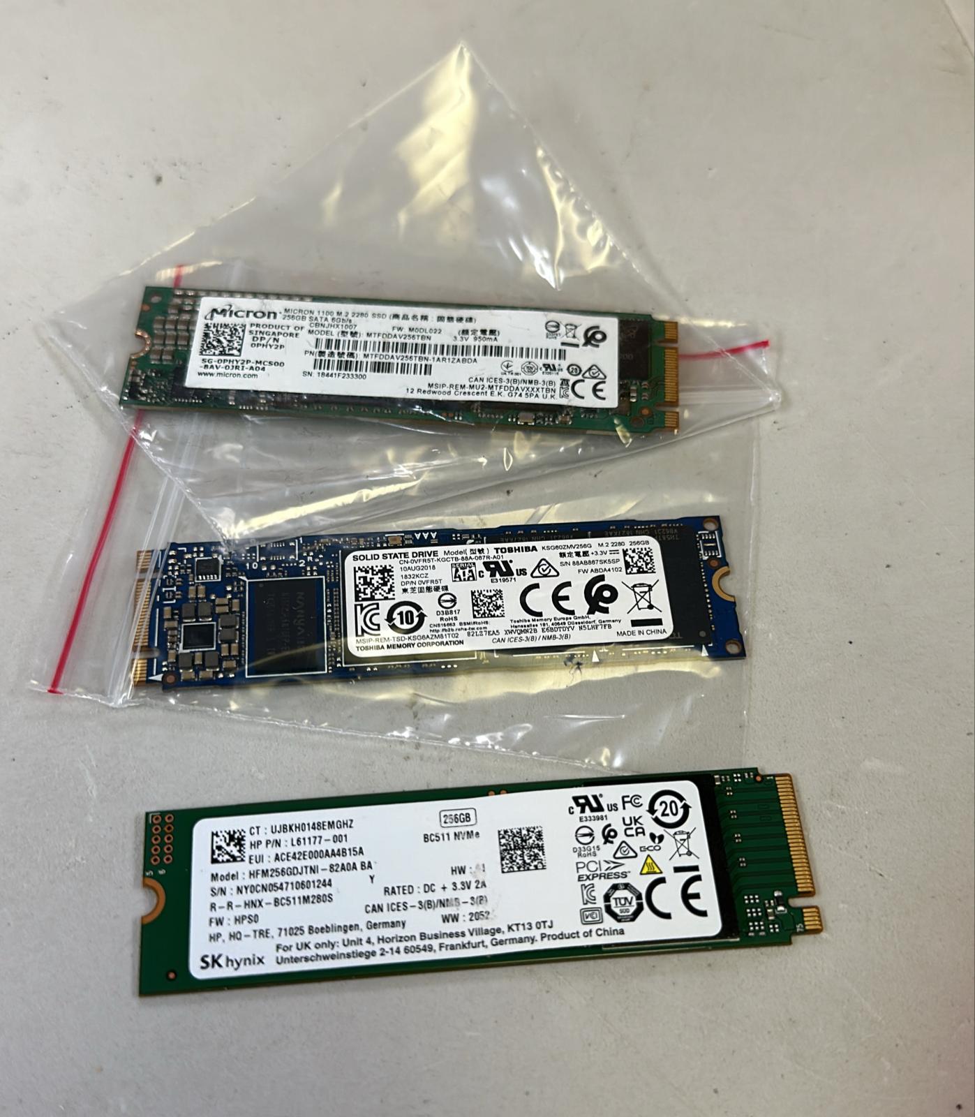 (Exellent) 256GB SATA M2 2280 SSD