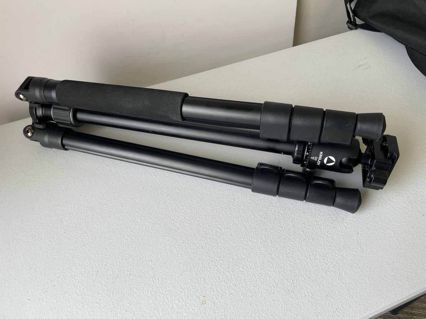 (Brand New) Kingjoy G555 4-Section Travel Tripod Detachable Monopod with Panoramic Ball