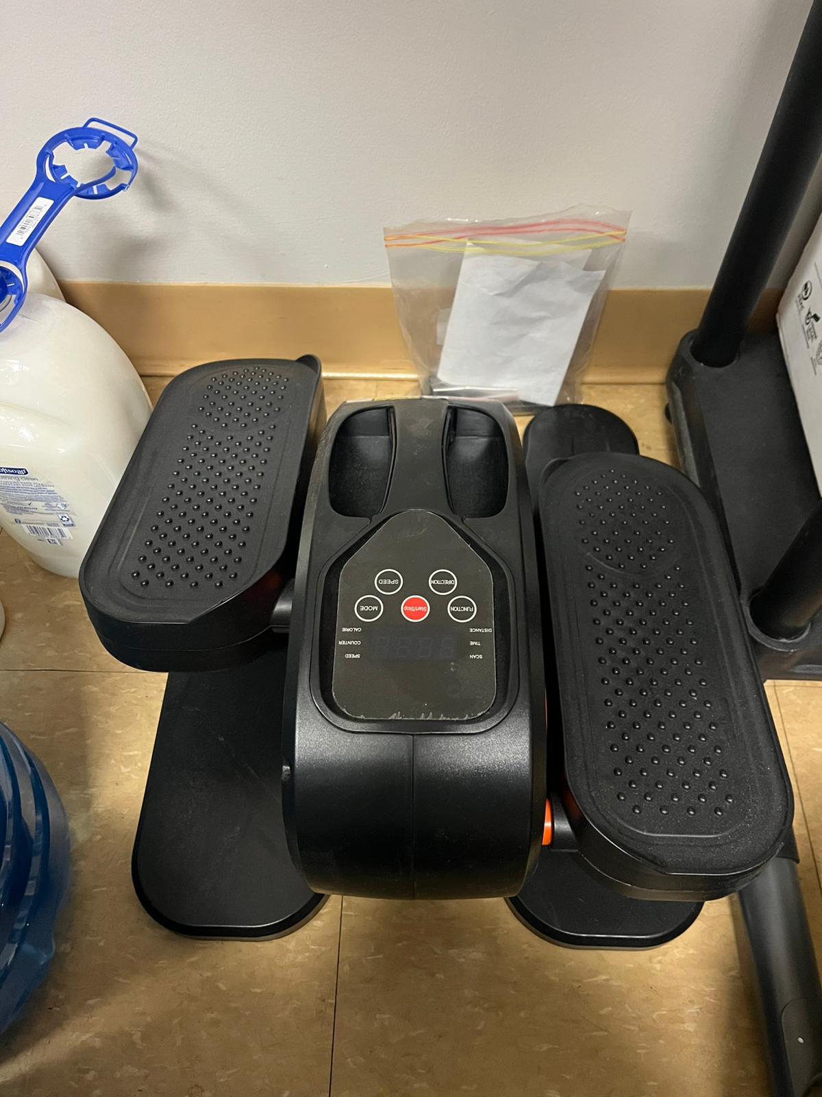 (Excellent) GUGTTR Under Desk, Electric Seated Pedal Exerciser