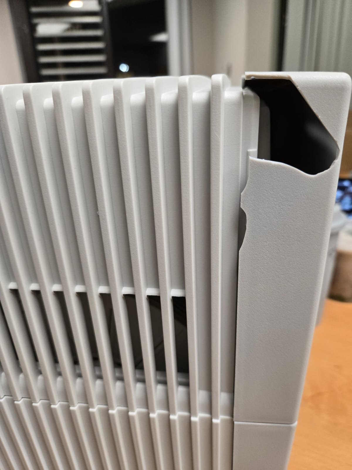 (New Open Box) VENTA LW45 Original Humidifier in White