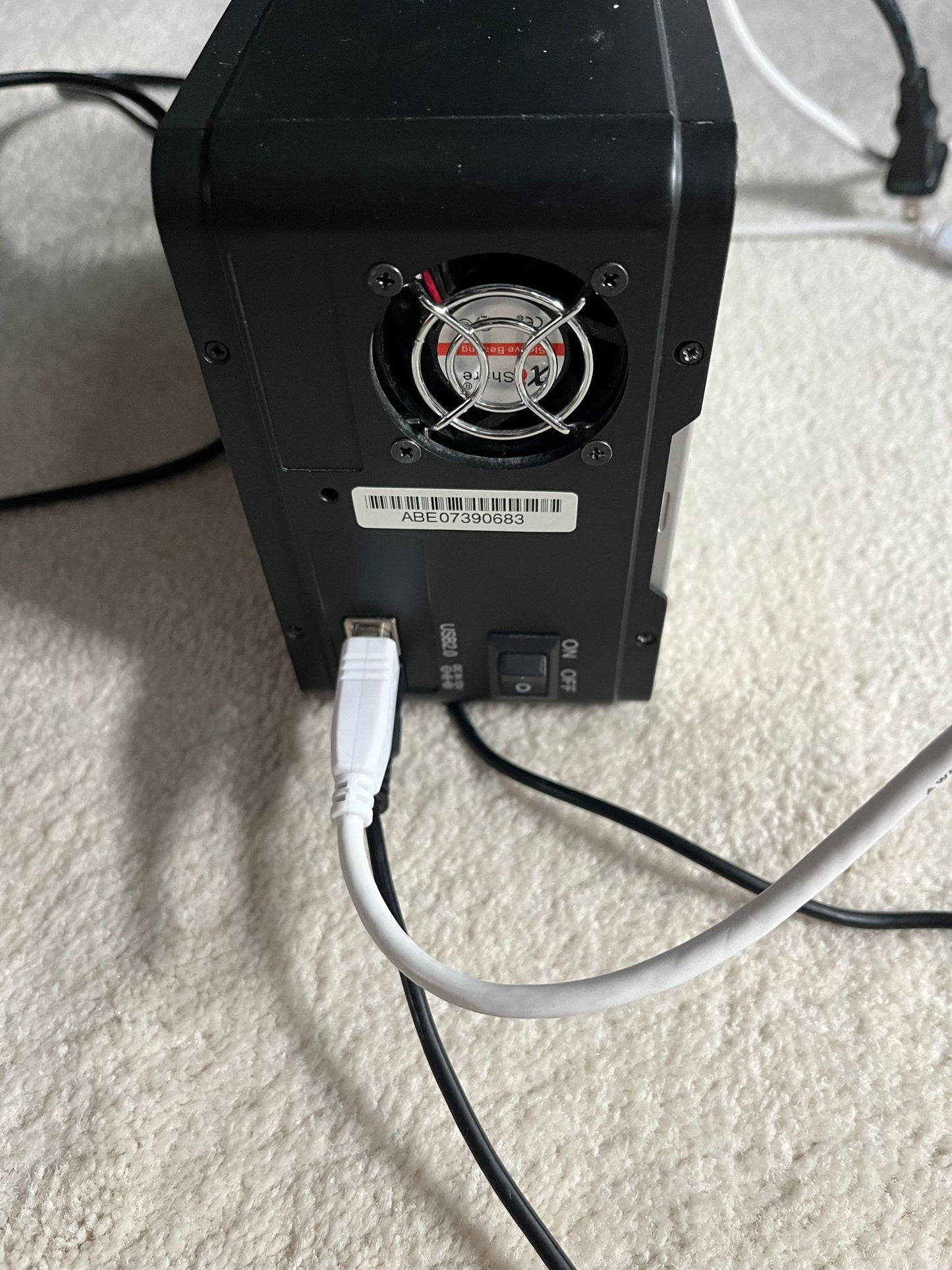 (Excellent) External hard drive dual hdd capacity. Comes with 1tb + 300gb hard drive