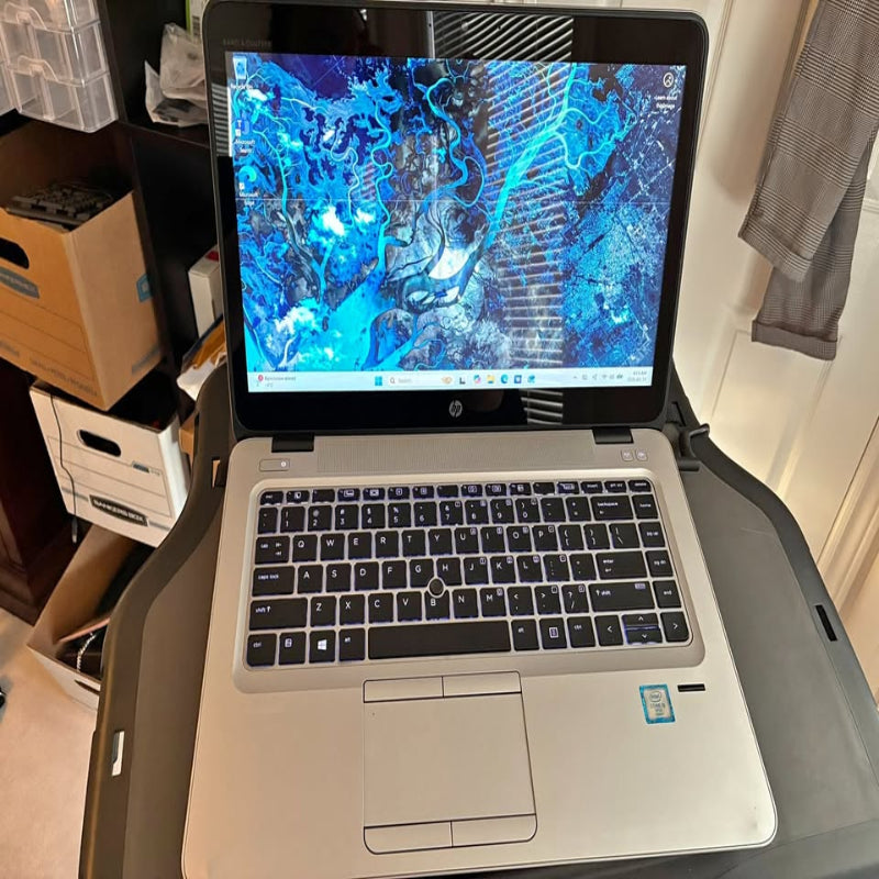 (Good) HP EliteBook G3 Laptop – Fast SSD, Business Class with LTE sim slot screen defect