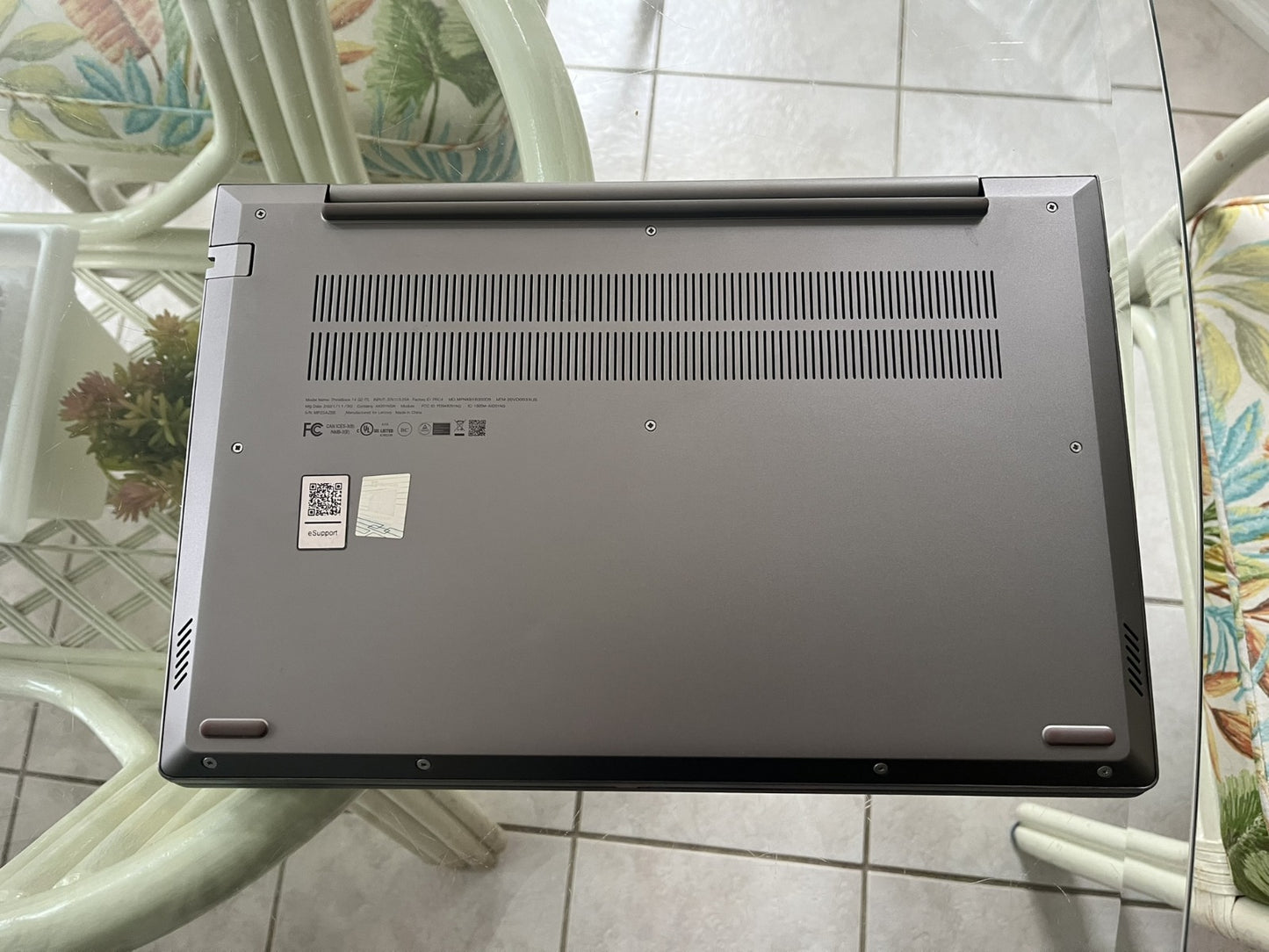 (Good) Lenovo ThinkBook 14 G2 ITL - i5-1135G7, 2TB SSD 40GB RAM small mark on screen