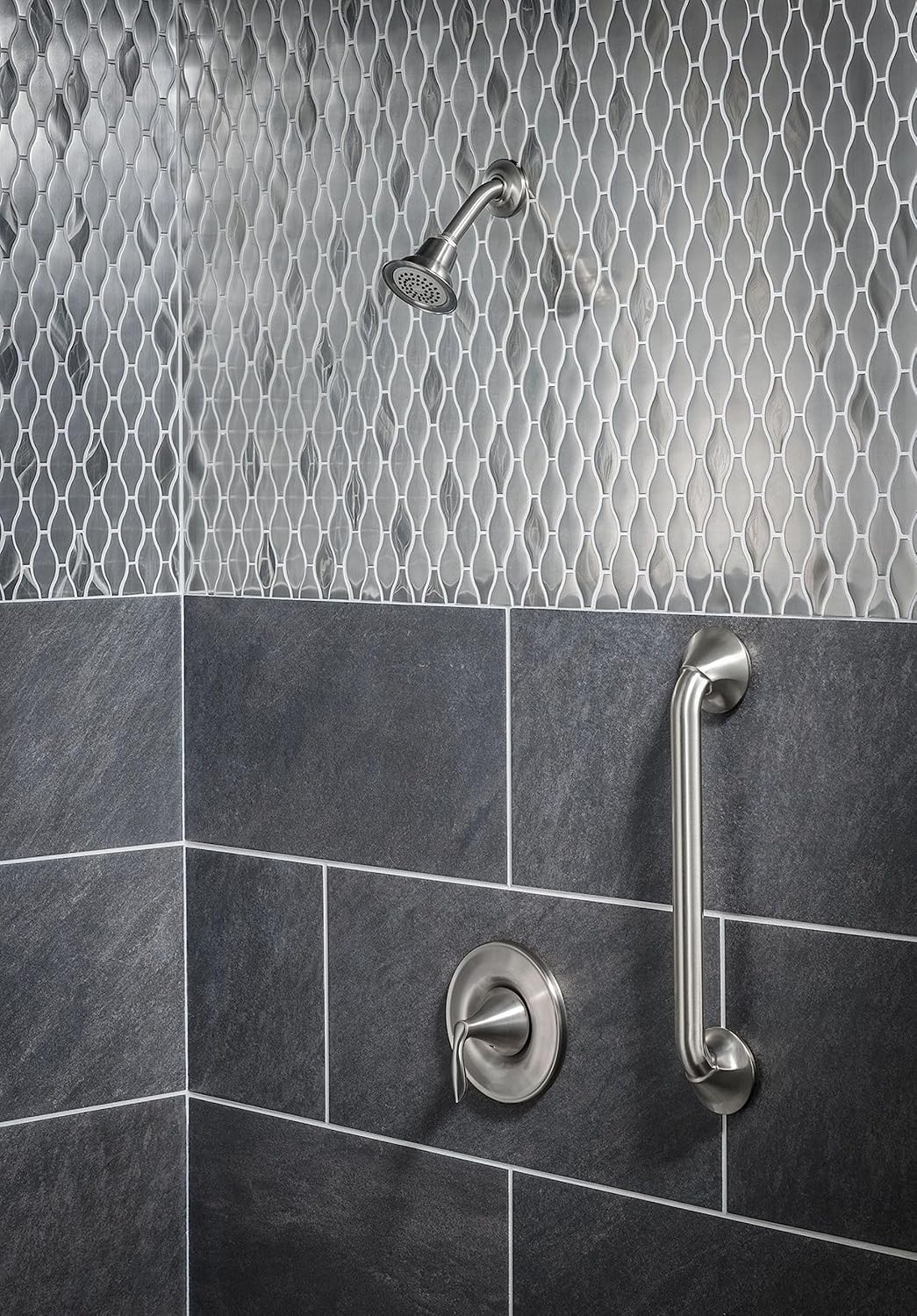 (Brand New Sealed) Moen YB2824CH 24-Inch Eva Chrome Towel Bar (Chrome)