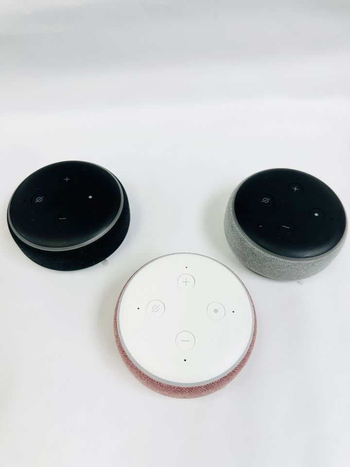 Refurbished (Excellent) AMAZON Echo Dot (3rd Gen) - Smart speaker with Alexa