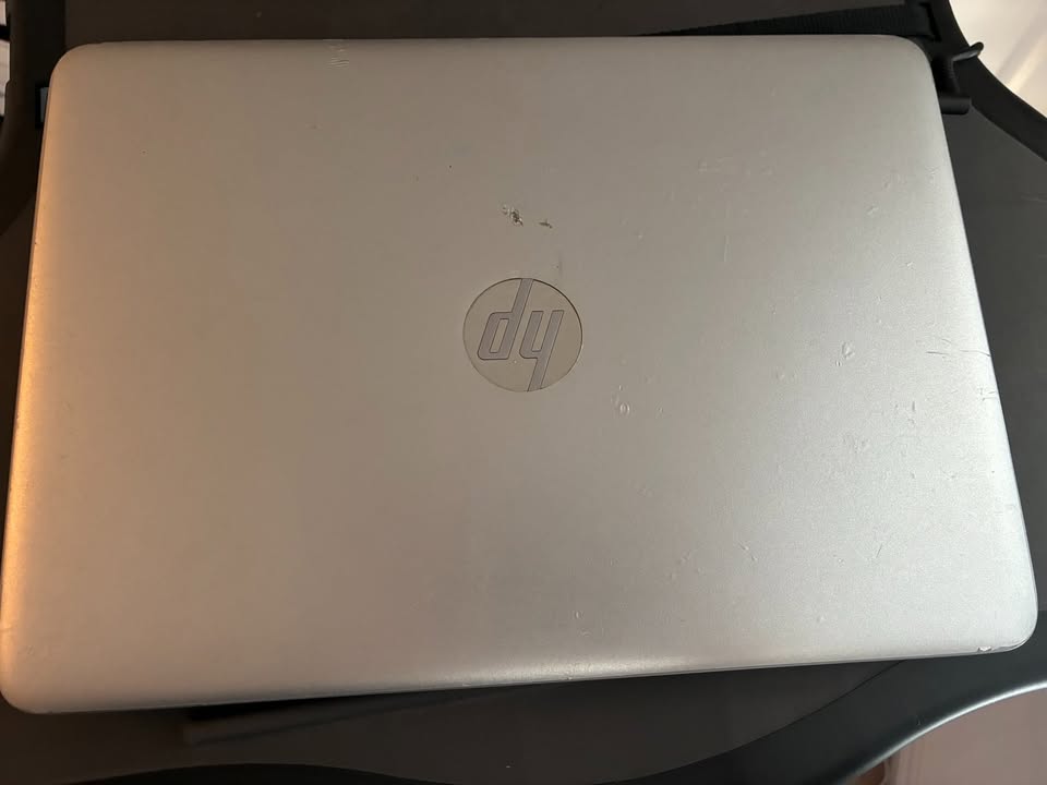 (Good) HP EliteBook G3 Laptop – Fast SSD, Business Class with LTE sim slot screen defect