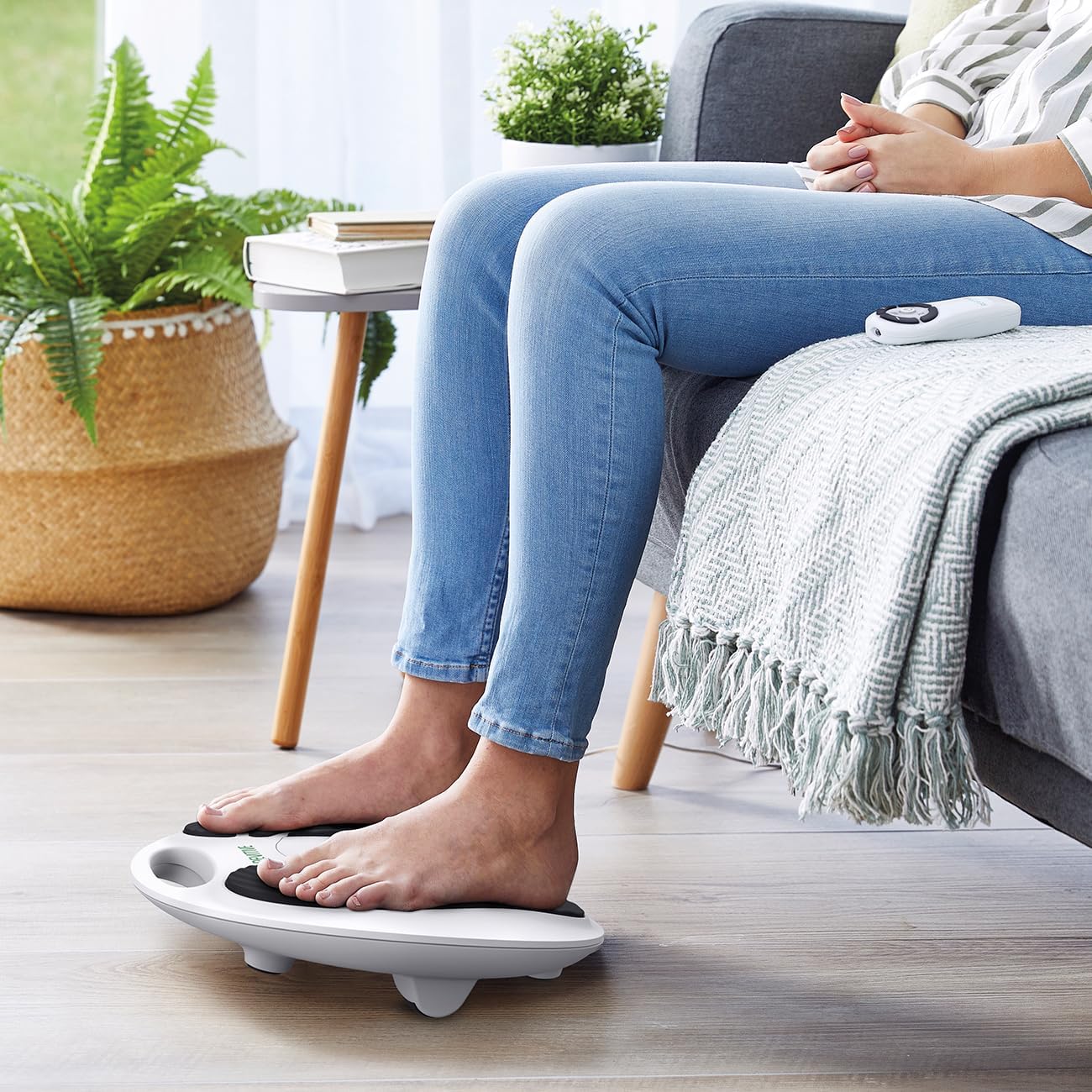 (New Open Box) Revitive Medic Circulation Booster - Reduce pain and swelling in legs and feet
