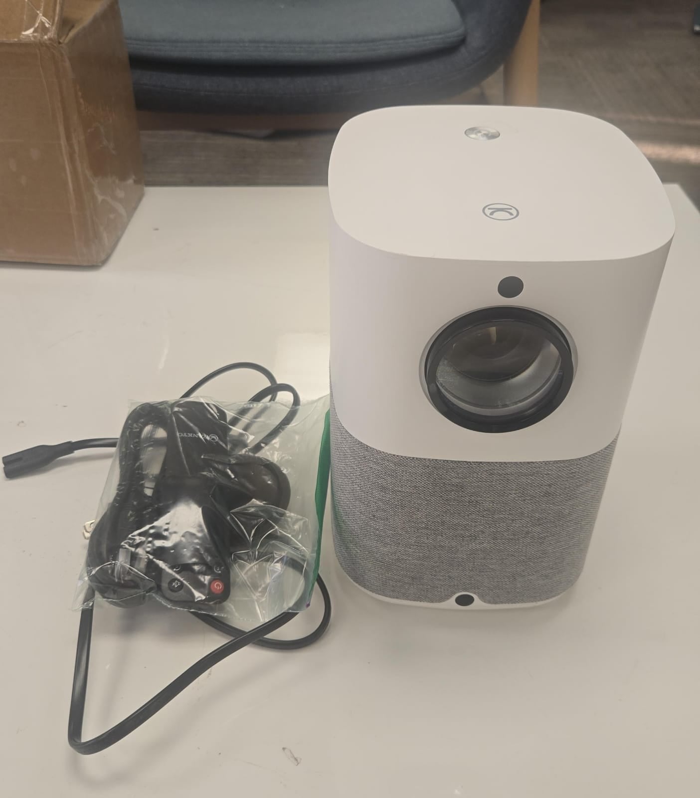 (Excellent) VANKYO Performance X3 1080P Portable Mini Projector