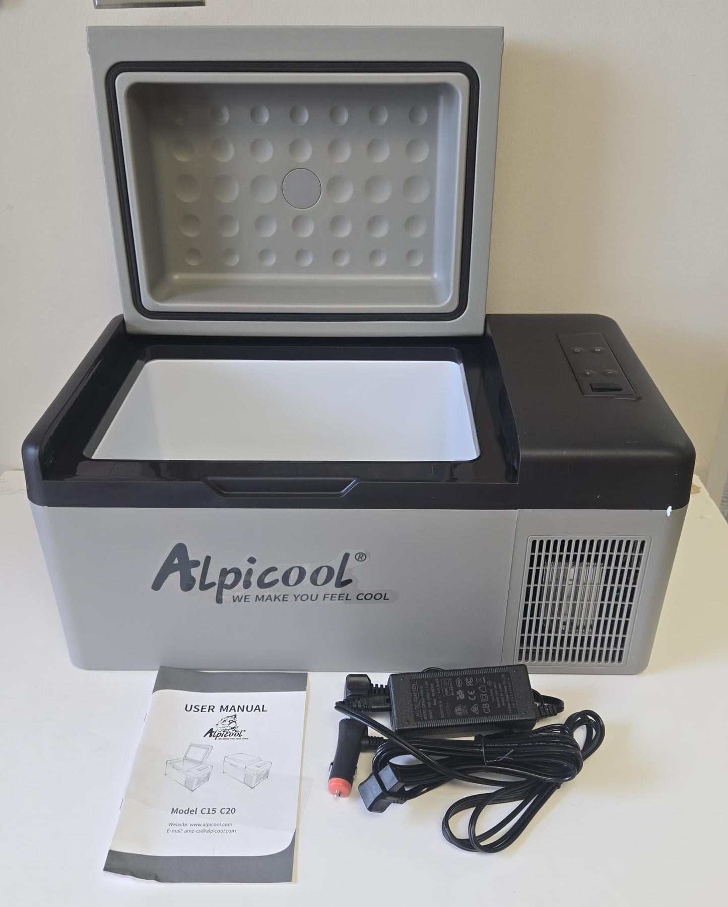 (New Open Box) Alpicool C20 Portable Compressor Fridge Freezer 21Quart(20Liter) for Car and Home -