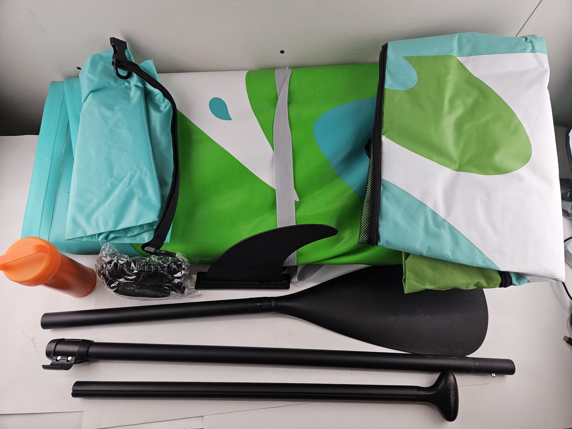 Refurbished (Excelent) Valwix Inflatable Stand Up Paddle Board 11'/12