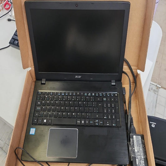 (Good) Acer Aspire E5-575G Laptop i5 7200U CPU @ 2.50GHz 2.70 Ghz 16GB RAM, 2x256GB SDD