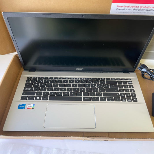 (New Open Box) Acer Aspire 3 15.6 inch 1080p i5-1235U 64GB RAM 1.5TB SSD Battery Health 100% W11