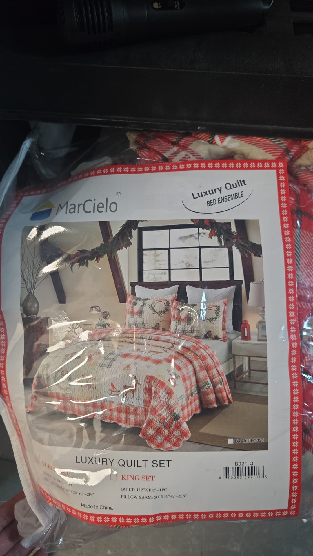 (New) Marcielo Christmas Quilt Set | Snowflakes • Deer • Snowman Bedding
