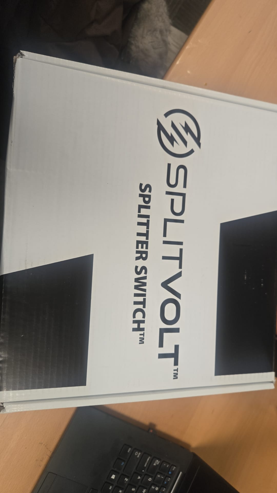 (New Open Box) Splitvolt NEMA 14-30 240V 24A Splitter Switch | Dryer Outlet Splitter • Auto Power Switching