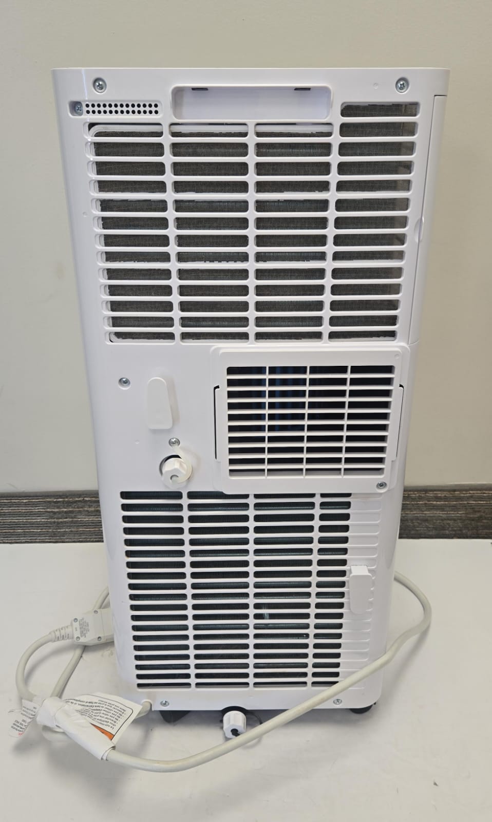 Insignia 3 in 1 Portable Air Conditioner with dehumidifier - 12000 BTU (SACC 7000 BTU)