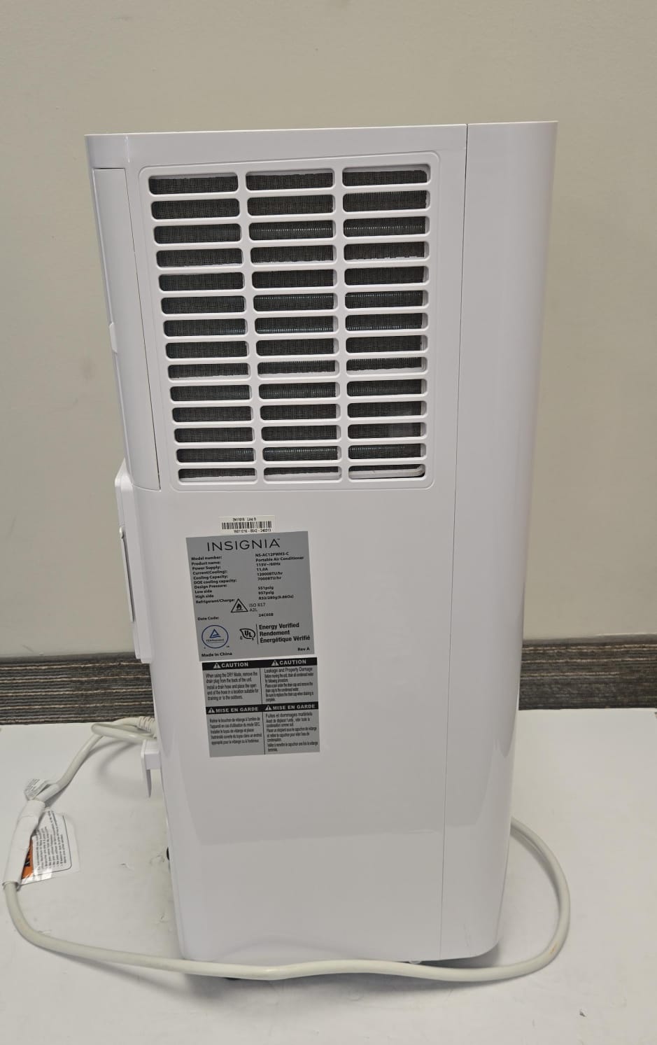 Insignia 3 in 1 Portable Air Conditioner with dehumidifier - 12000 BTU (SACC 7000 BTU)