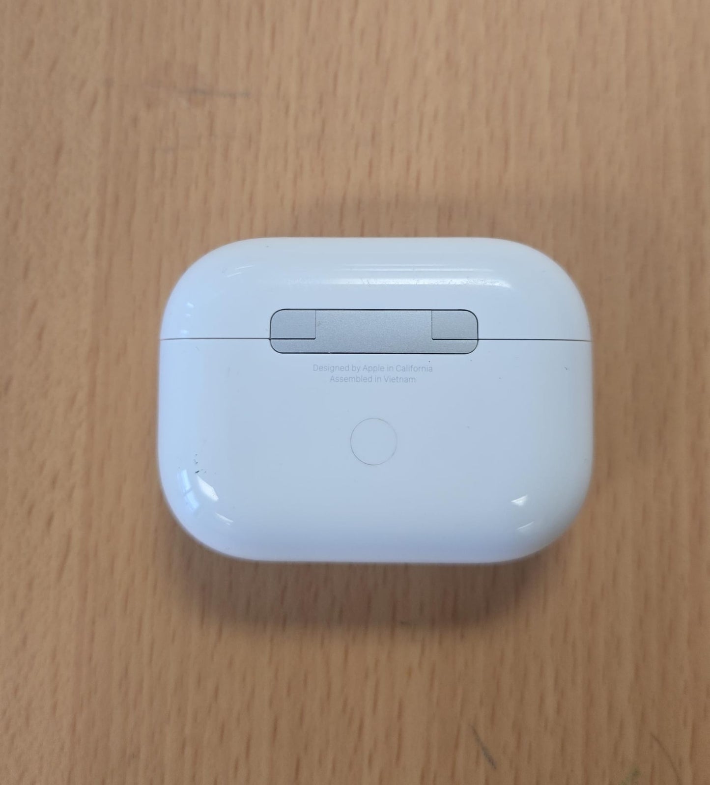 (Good) Apple AirPods Pro (1st Gen) - A2190 | Active Noise Cancellation • Wireless Charging Case •